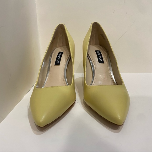 Yellow Block Heel Nine West Cara Pump Heels (Women’s 6.5) - Picture 2 of 12